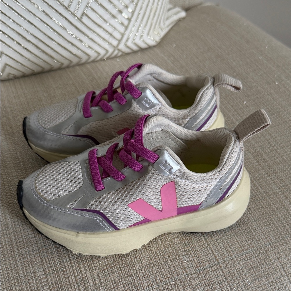 Veja Kids Sneakers - Pink and Cream